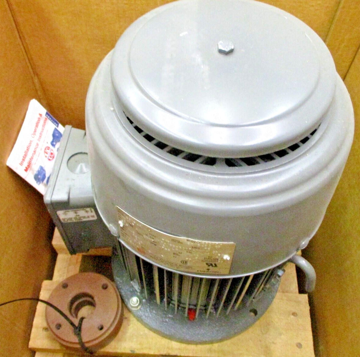 US Electrical Motors 05665387-100 Vertical Motor FR 182LP 3 Phase 1.5HP A4613AES