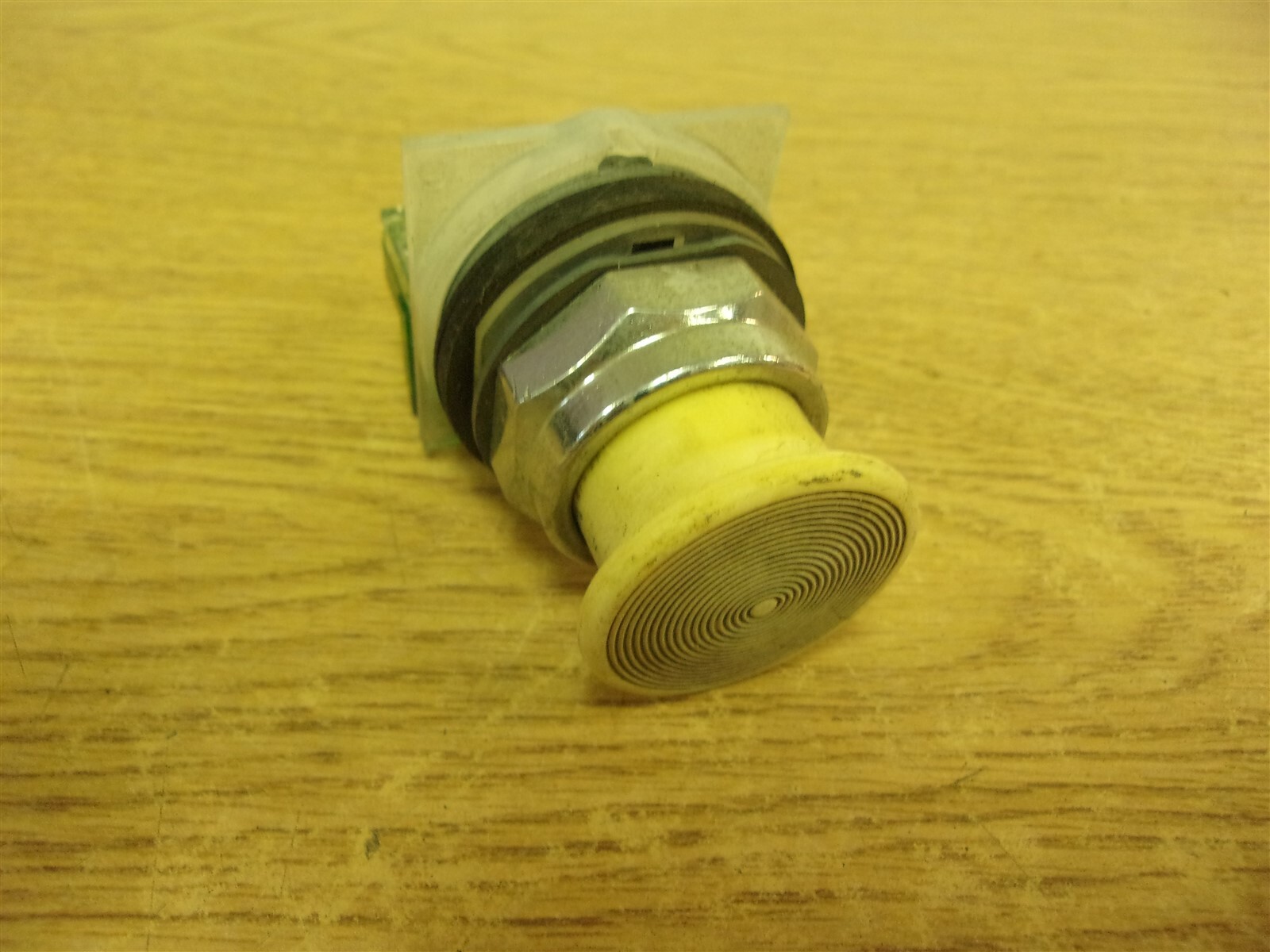 Square D 9001 Type KA2 Series K Yellow Switch “Q” *FREE SHIPPING*