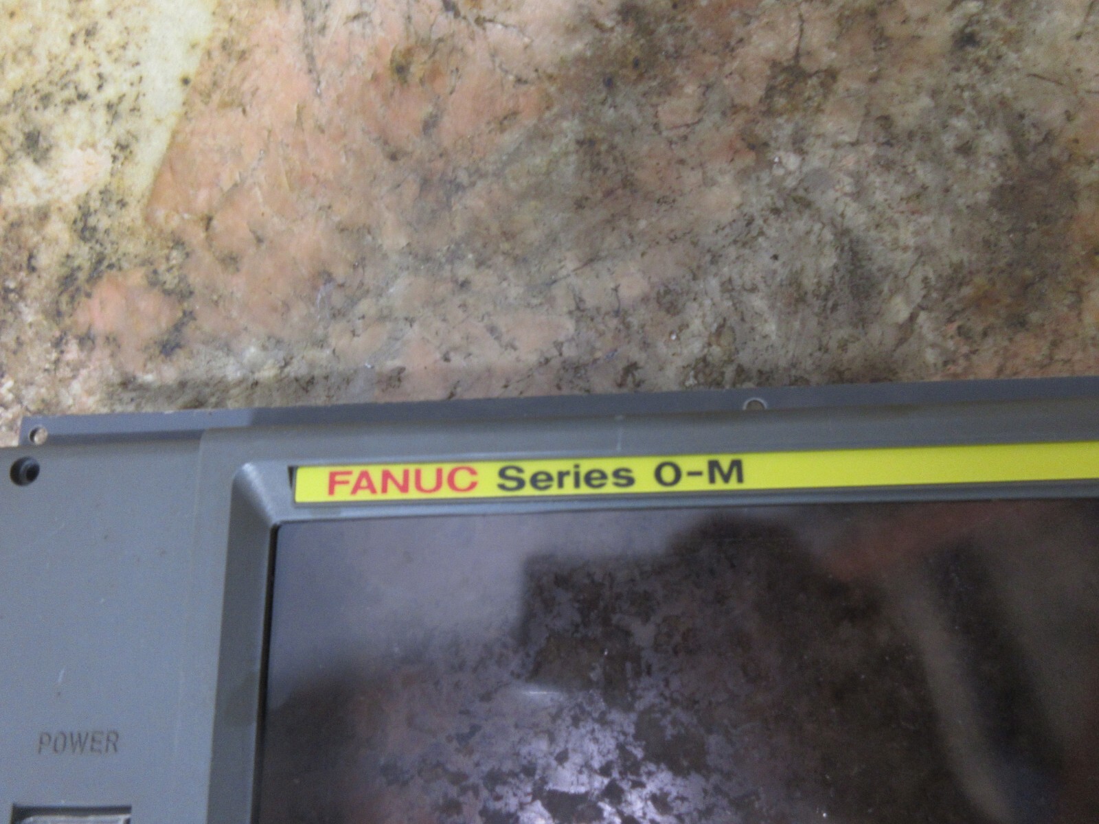 FANUC O-M 9″ CRT/MDI UNIT A02B-0098-C055/MBR A20B-1001-0720 A86L-0001-0237