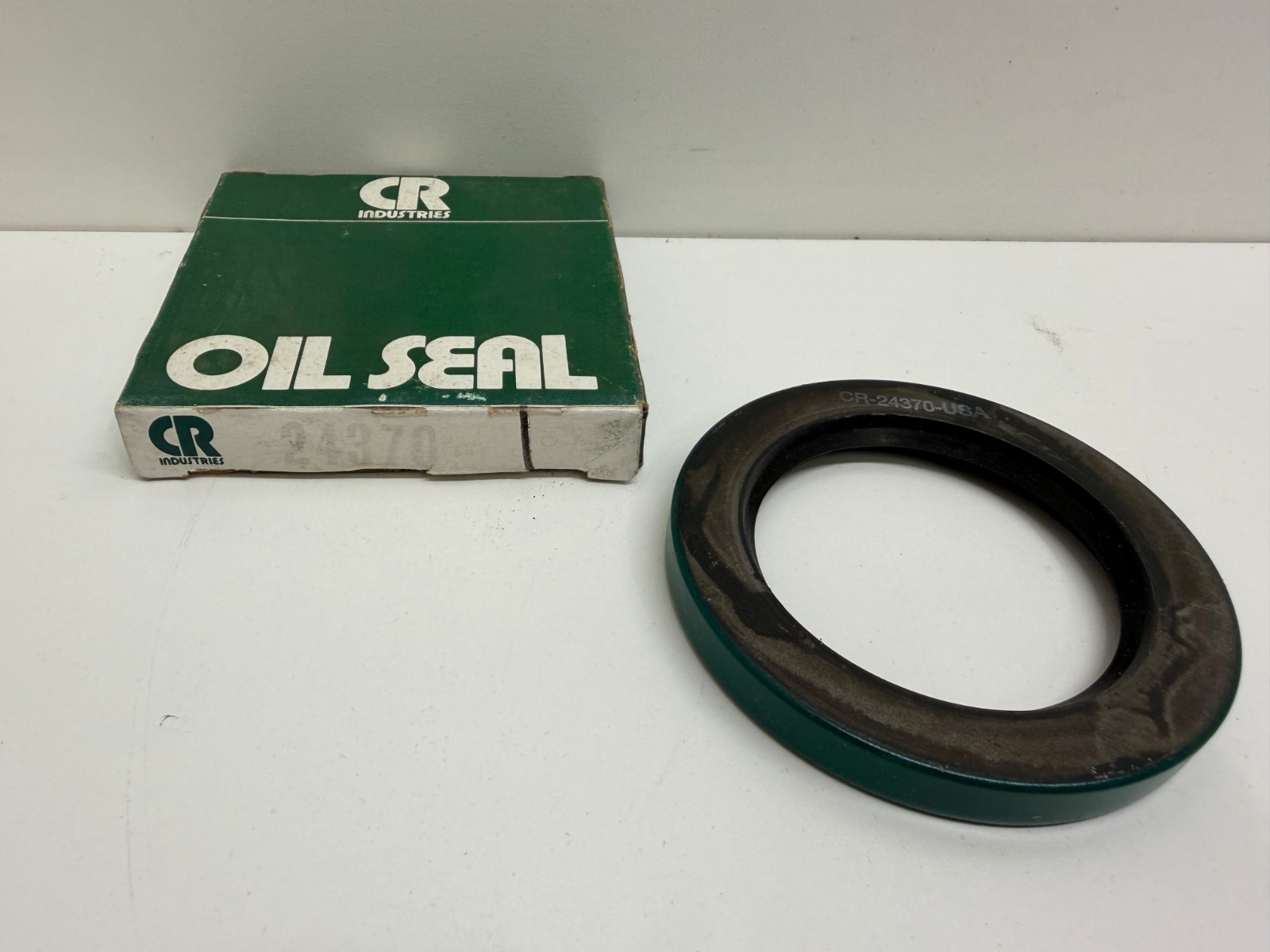 NEW OLD STOCK! CHICAGO RAWHIDE OIL SEAL 24370
