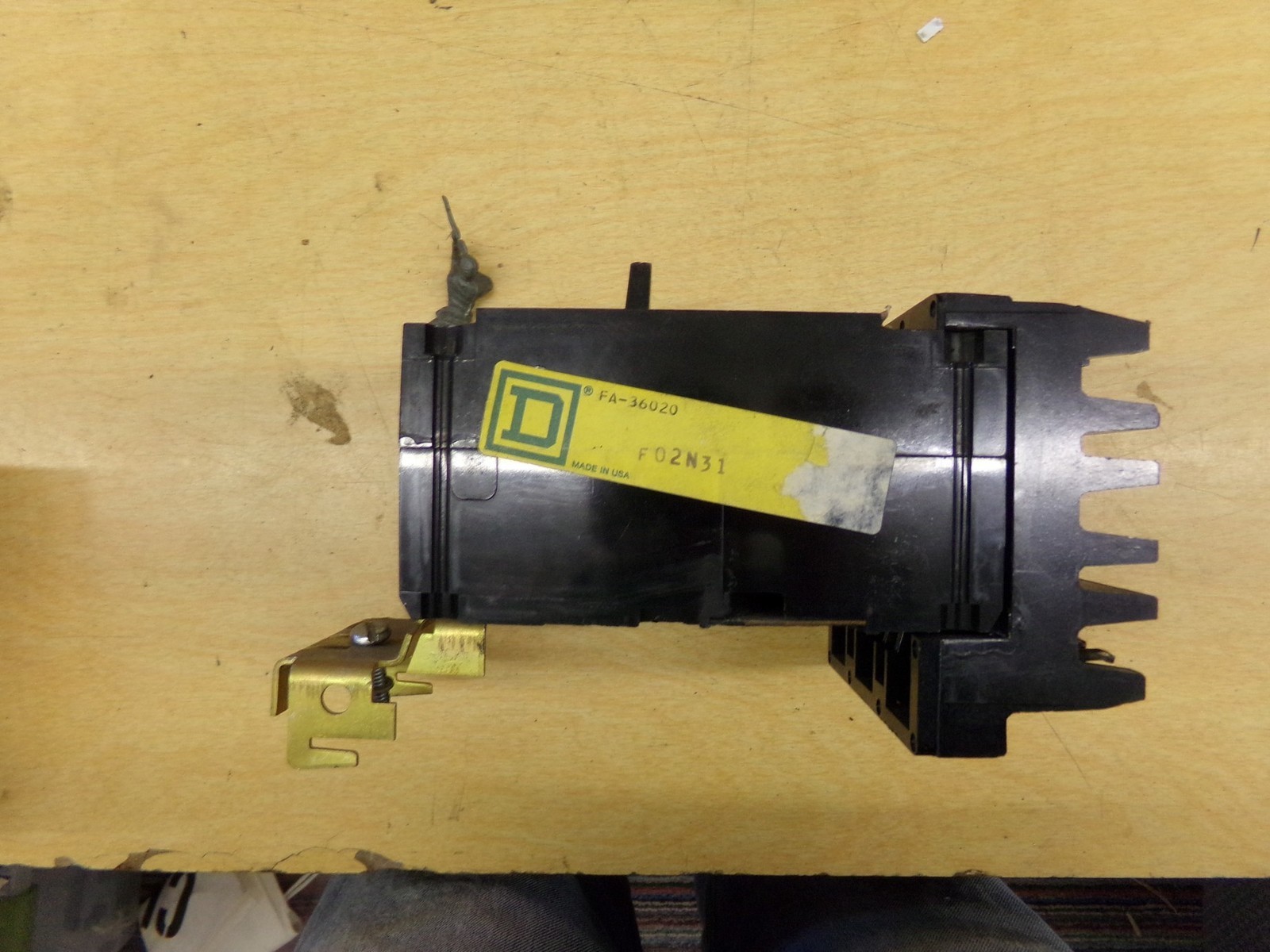Square D LL-6150 20A 3-Pole Circuit Breaker *FREE SHIPPING*