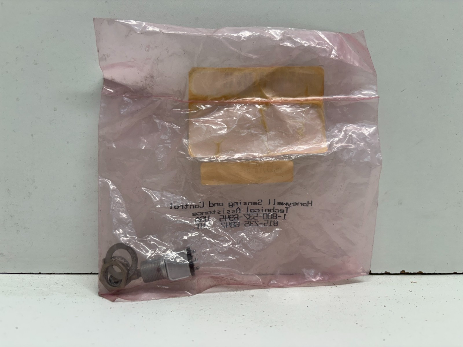 NEW OLD STOCK! HONEYWELL 5A 125VAC TOGGLE SWITCH MS27718-21-1 11TW1-1