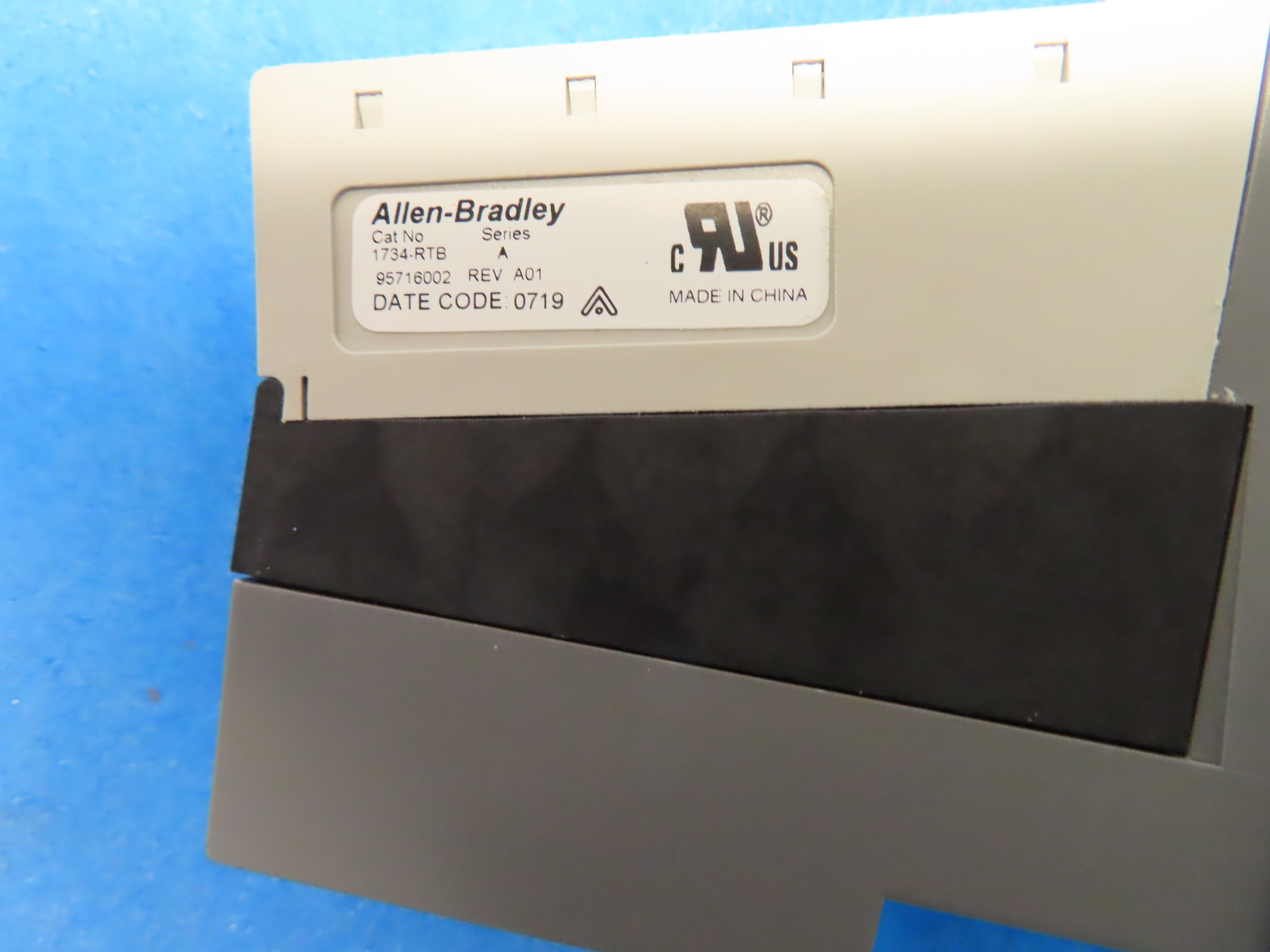 ALLEN-BRADLEY 1734-EP24DC SER B 1734-RTB SER A EXTENSION POWER MODULE PLC 1 YR W