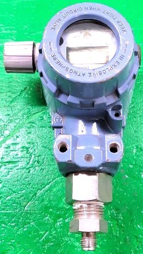 6️⃣ROSEMOUNT 2088G3A22AIM5 GAUGE PSI TRANSMITTER PESSCO OFFERING 1 W051426-3 🗽