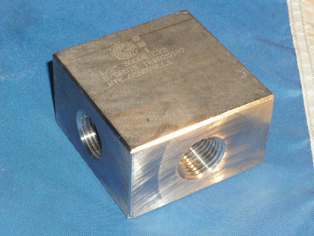 CORROSION MATERIALS 1/2″ FNPT C22 HASTELLOY TEE 3000# HIGH PRESSURE CROSS 4 WAY