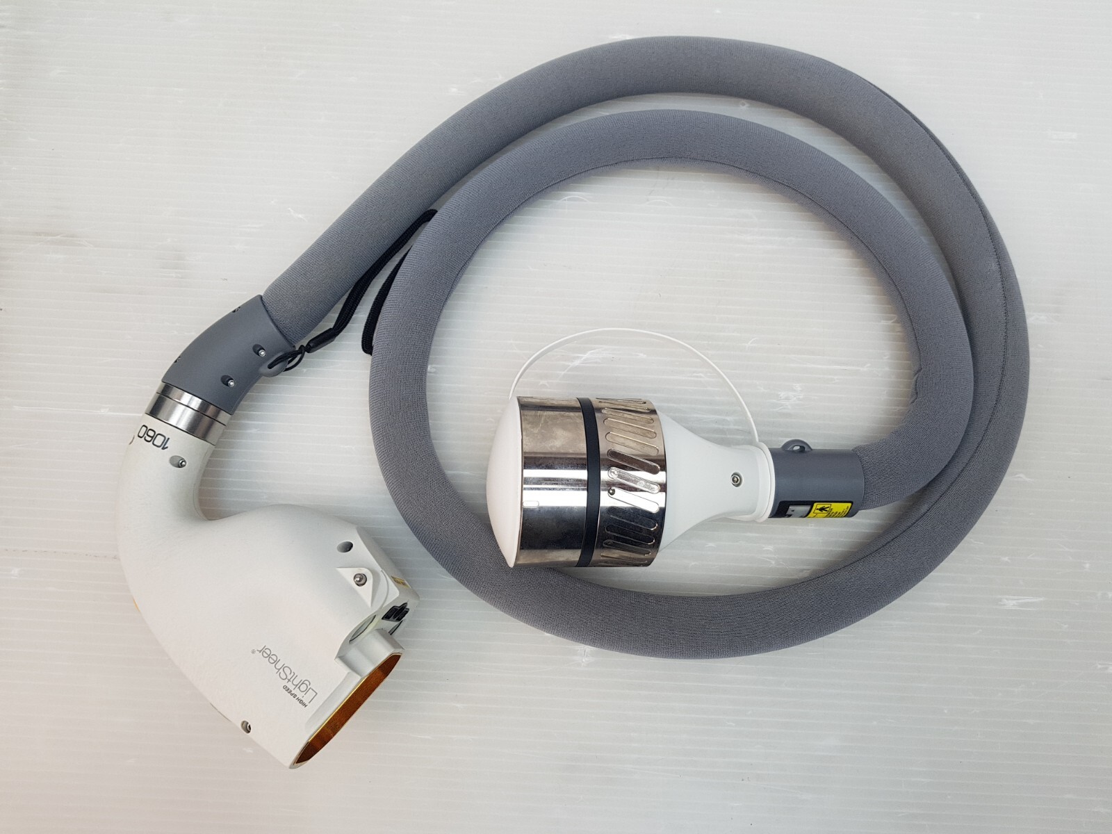 Lumenis HIGH SPEED LightSheer 1060nm SA-10030710 REV: A UNIVERSAL HANDPIECE
