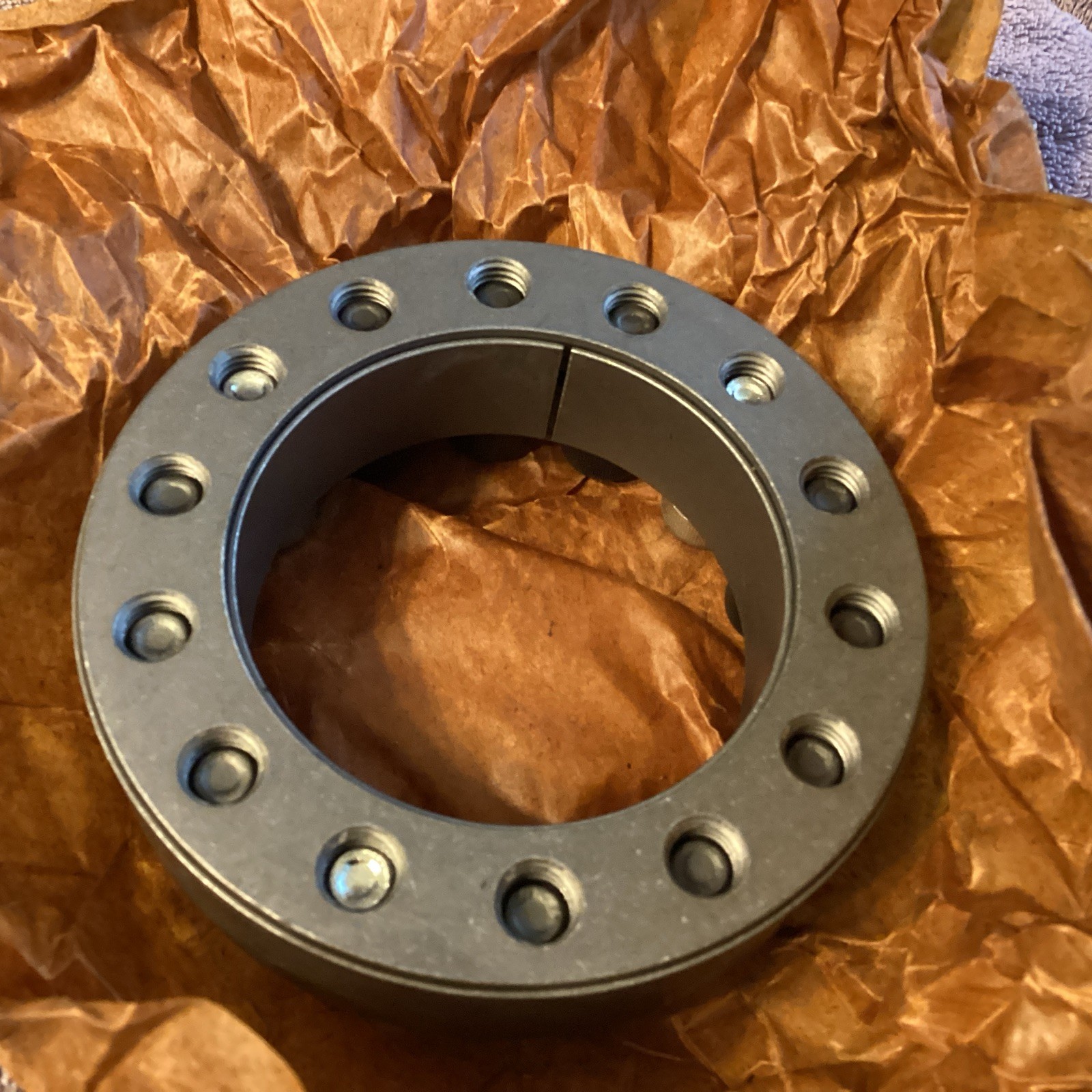 FENNER DRIVES…B402215…2-15/16”..series B400…Keyless Bushing…NEW