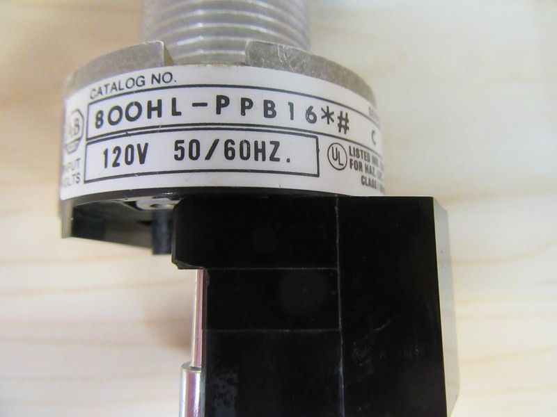 Allen Bradley 800HL-PPB16R Pilot Light Hazardous Location
