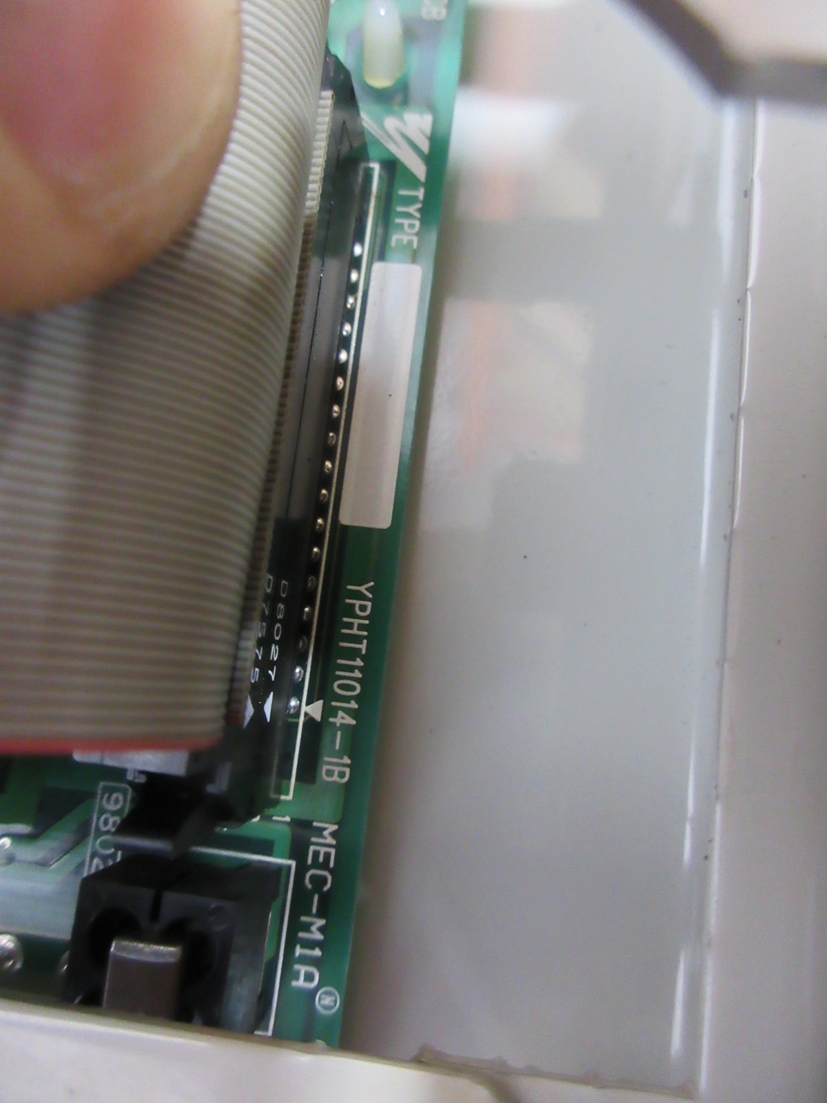 YASKAWA 626VM3 CIMR-VMS2011 AVR000379 YPHT31119-1A YPHT11014-1B YPCT21092-1-4