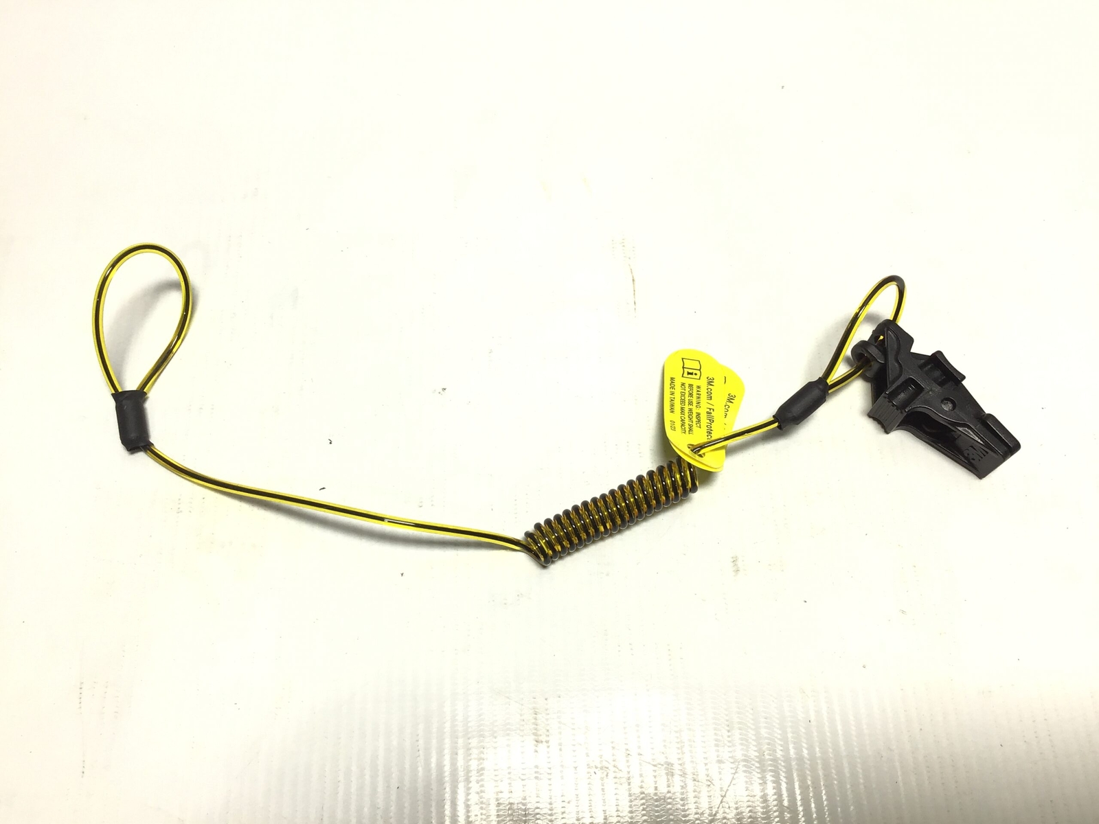 3M 1500177 DBI SALA Hard Hat Lanyard Coil Tether Max Capacity 4lbs (1.8kg)