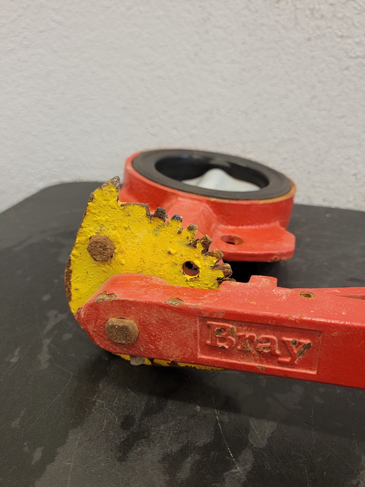 BRAY 4″ BUTTERFLY VALVE Used A