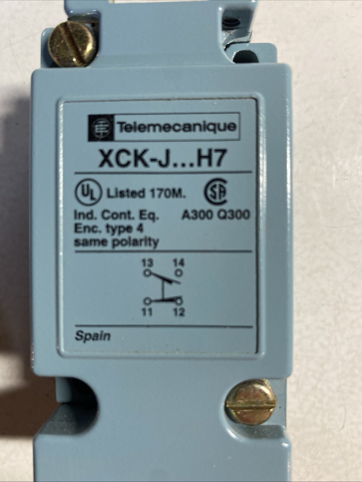 TELEMECANIQUE XCK-J (AS PICTURED) NSNP