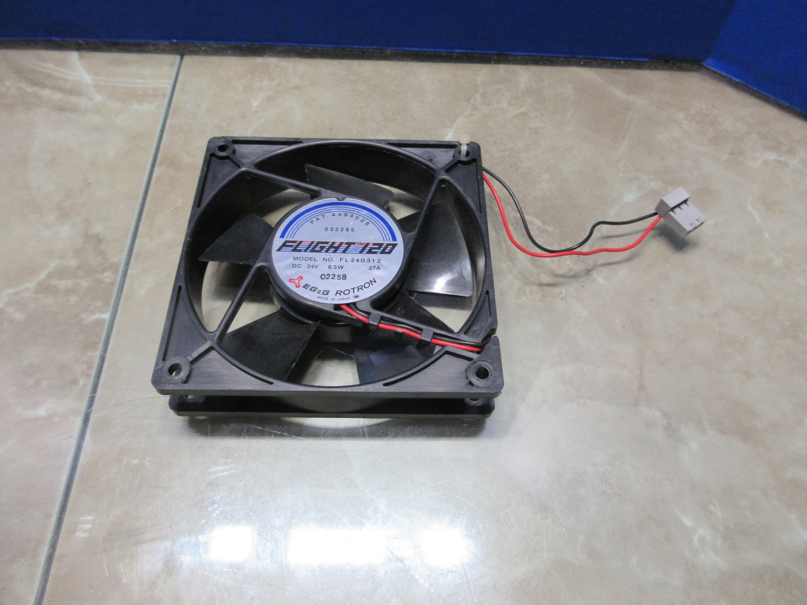 EG&G ROTRON FLIGHT 120 COOLING FAN FL24G312 DC 24V 6.5W .27A 02258