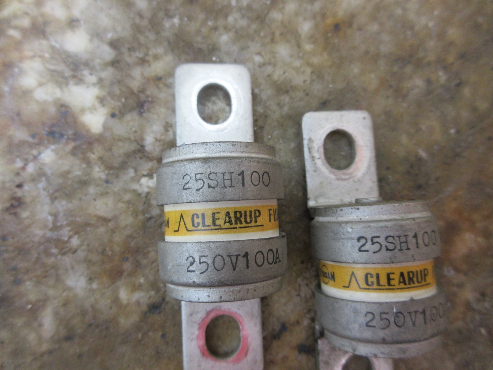 KYOSAN CLEAR UP SWITCH 25SH100 LOT OF 4 PIECES