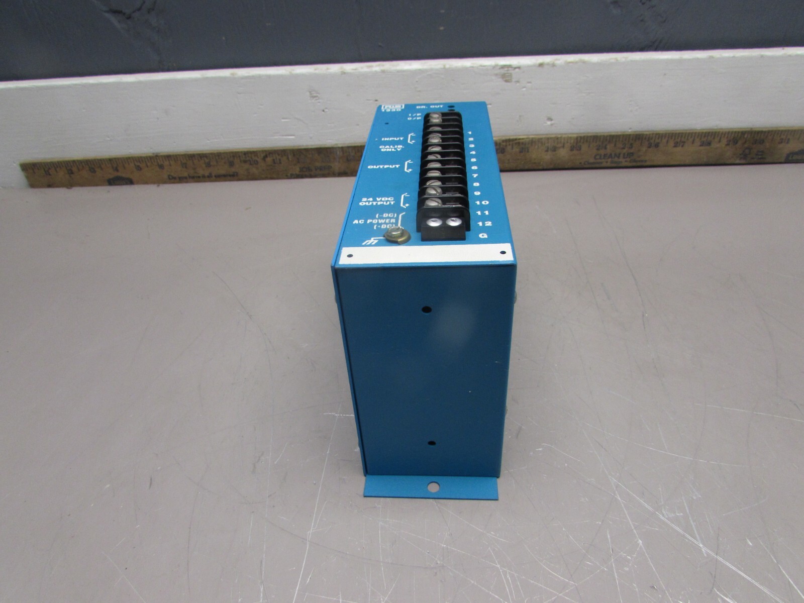 RIS SC-1330 ,SQUARE ROOT EXTRACTOR, In / Out 4-20mA, 115VAC , NEW! MAKE OFFER!