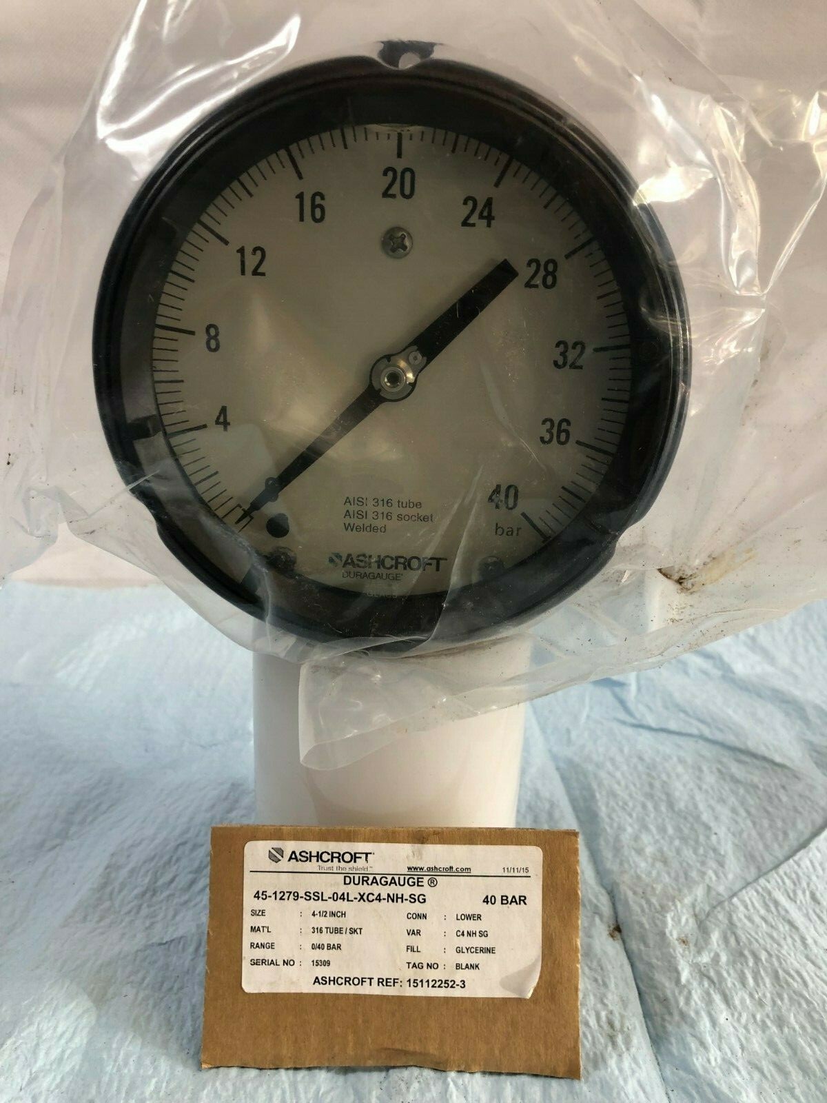 ASHCROFT 1279 DURAGAUGE Pressure Gauge. 0 – 40 Bar. Size 4-1/2in. SS Tube. USA.