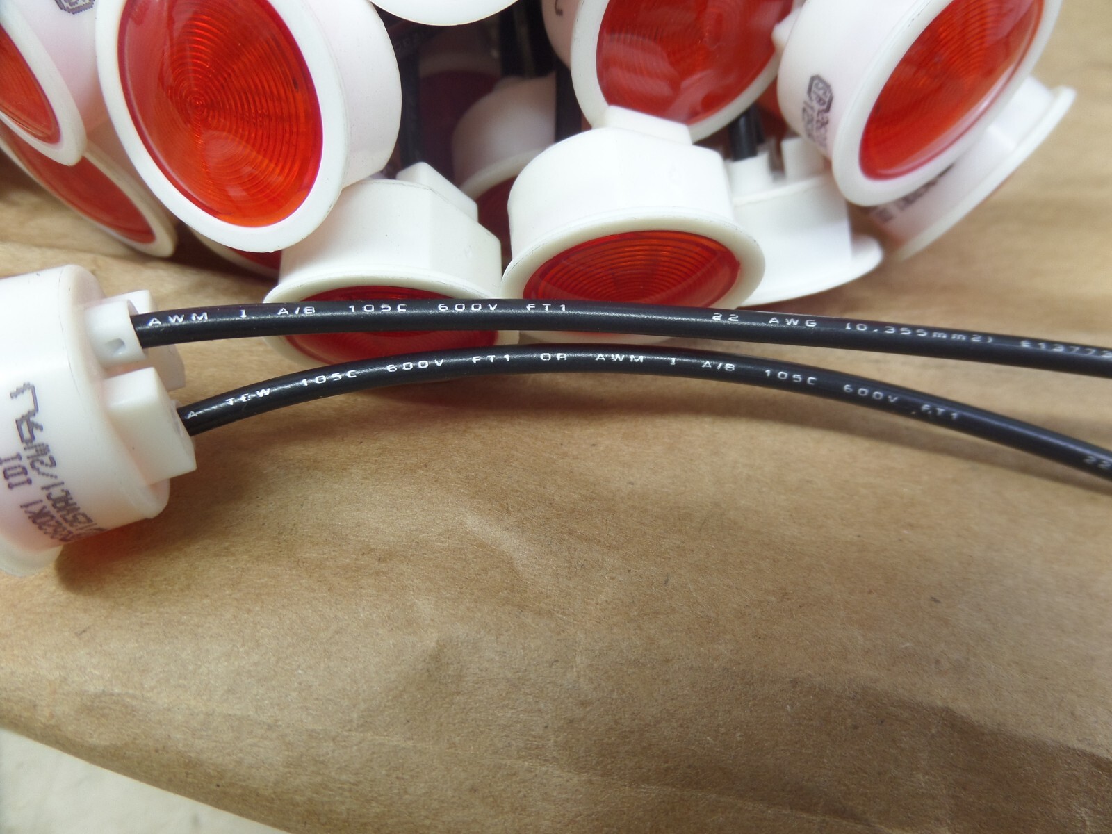 1 – VCC / Chicago Miniature 2620K1 IDI Red Panel Mount Indicator Light NEW DUTCH