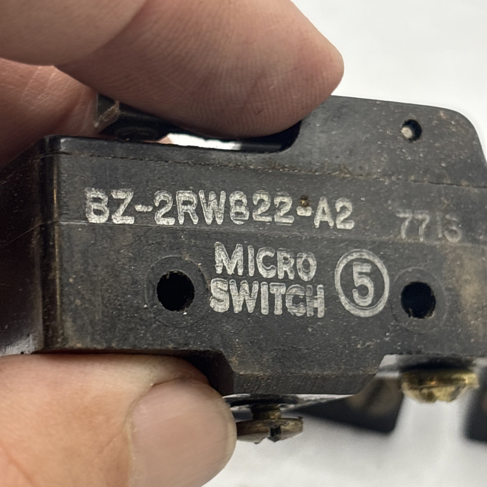 Lot Of 4 Micro Switch BZ-2RW822-A2