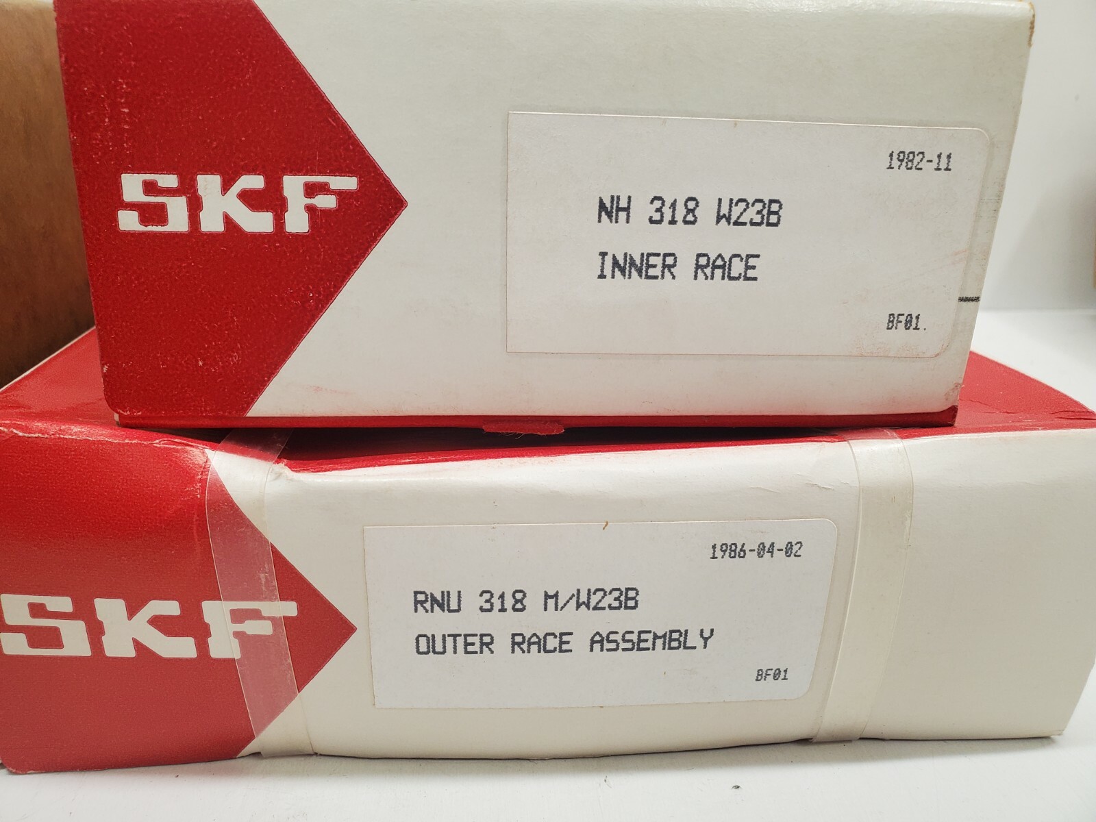 NOS! SKF INNER OUTER BEARING ASSEMBLY NH318M/W23B RNU318M/W23B NH318W23B
