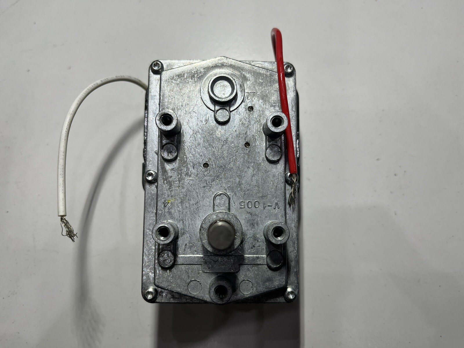 Dayton 1L452 Shaded Pole Gear Motor New Free Shipping