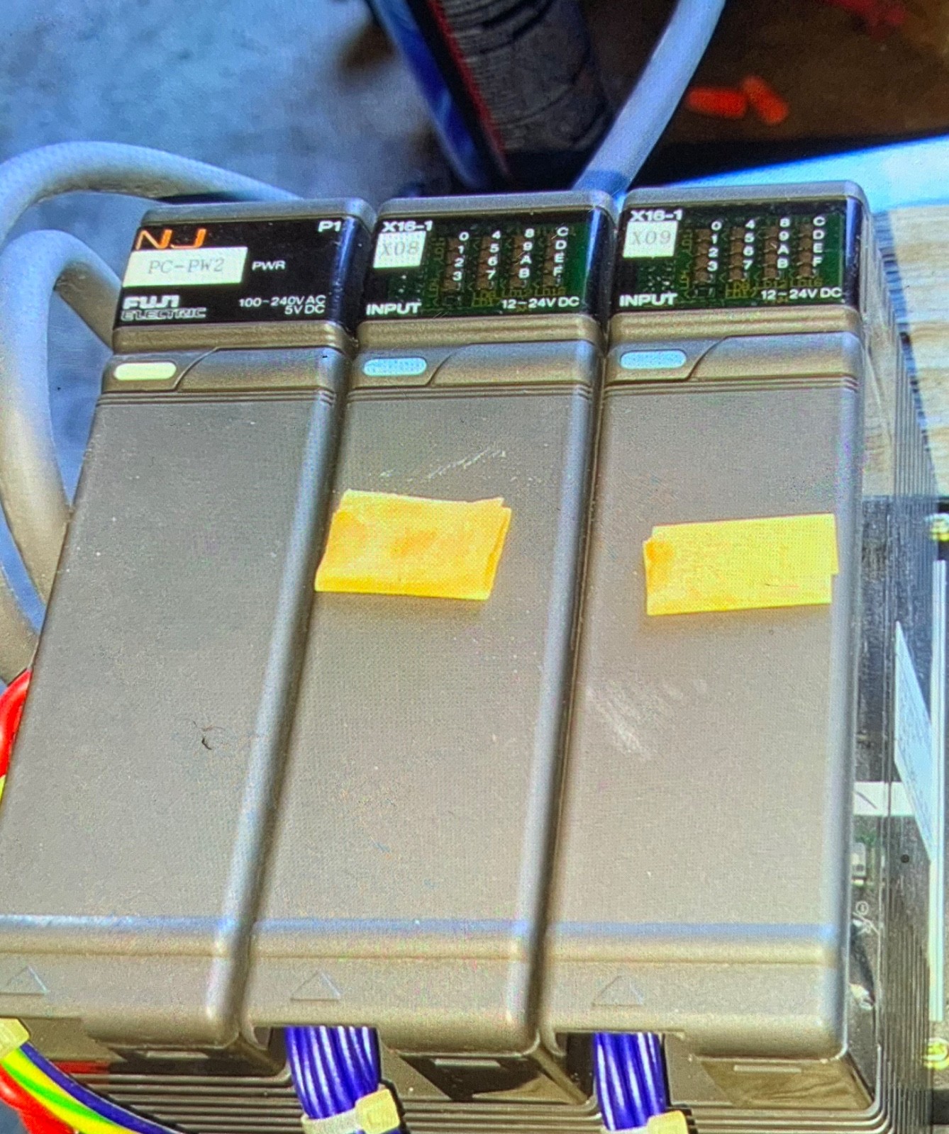 Fuji Electric PLC Module rack ,NJ-P1, (5) X16-1, (2) Y16-R16