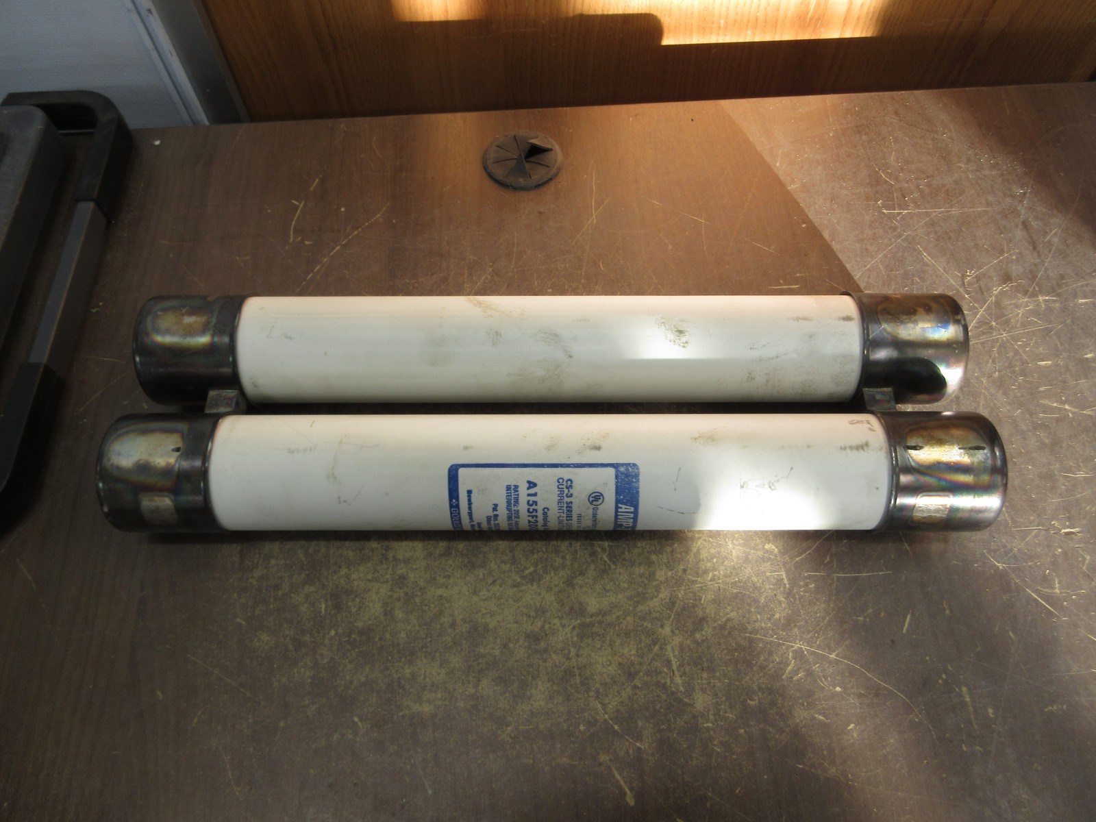 Gould Shawmut Amp-Trap CS-3 Series Fuse A155F2D0R0-200E 15.5kV 200E 60Hz Used