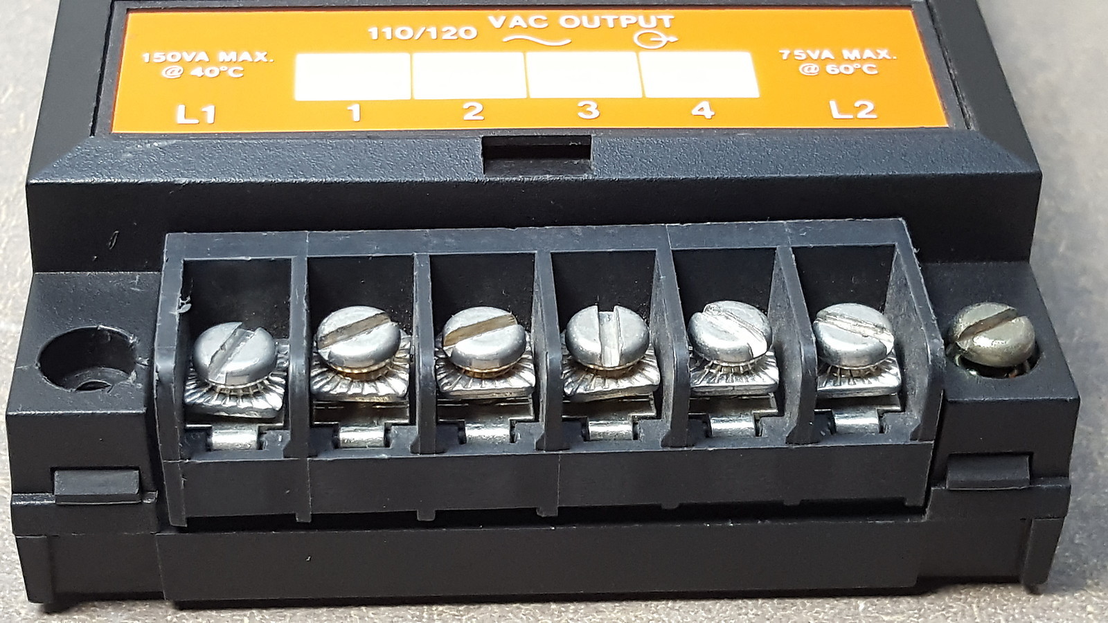 Allen Bradley Module Automation Controller 1741-B120A Series B. 110/120VAC