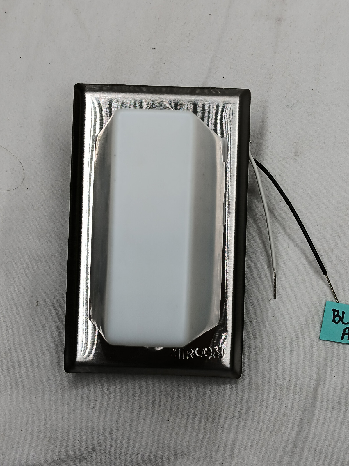 EC-140 MIRCOM Dome Light with Peizo