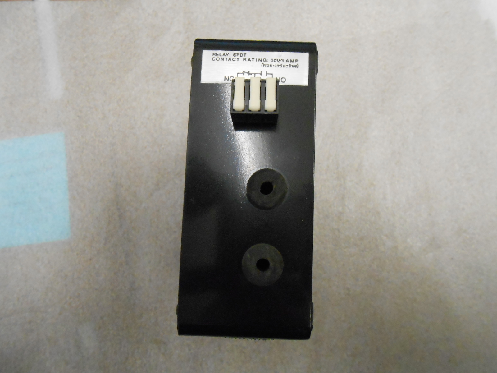 HAMPSHIRE CONTROLS CORP.MODEL 125, 125-50HLR TEMPERATURE ALARM