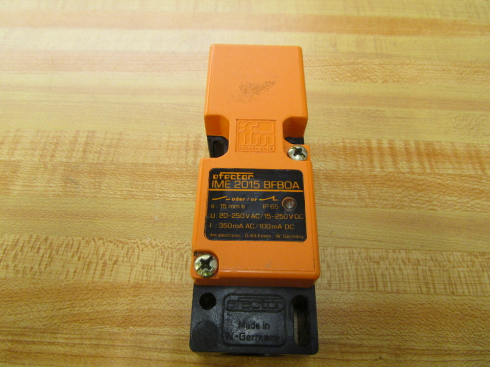 IFM Efector IME 2015 BFBOA Sensor IM0020 W/Base