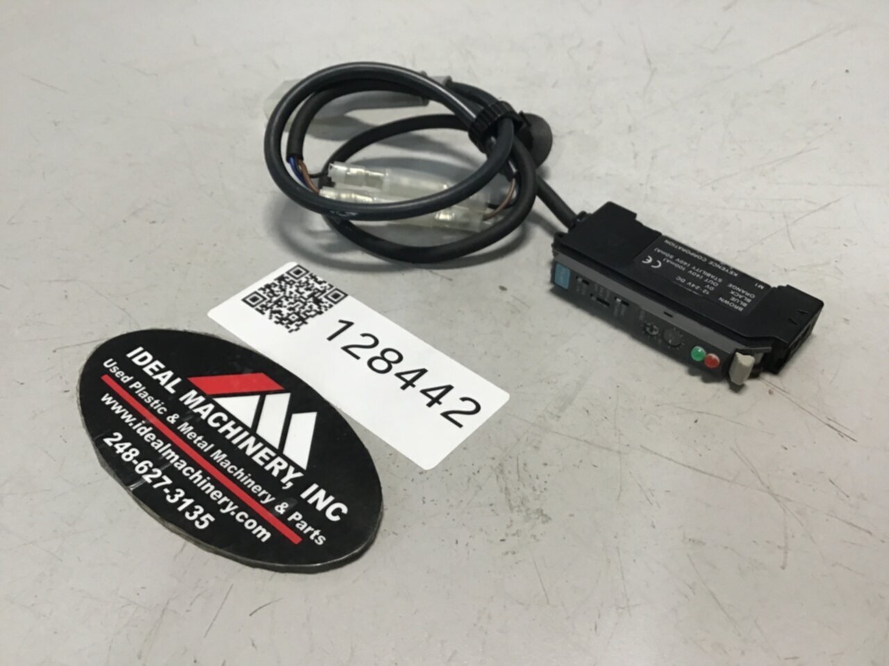 KEYENCE CORP Proximity Sensor ES-M1 Used #128442