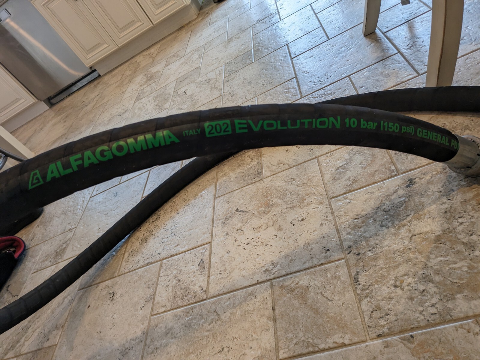 Alfagomma 202 Evolution 10 Bar 150 PSI General Purpose 9 Ft