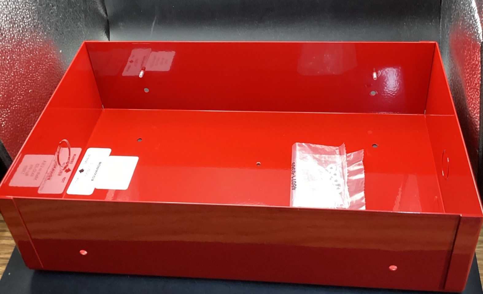 6832-1D EST Back Box Red ⚪️