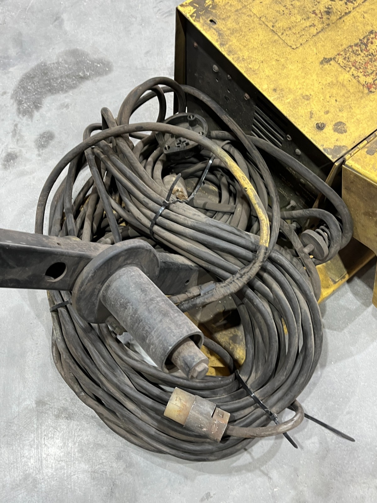 Hobart 2410 Wire Feeder 120V Untested Unit