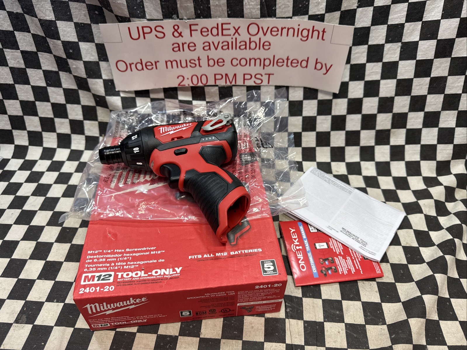 MILWAUKEE Screwdriver 1/4″ Drive Size + BATTERY PACK LI-IO, 2401-20 & 48-11-2001