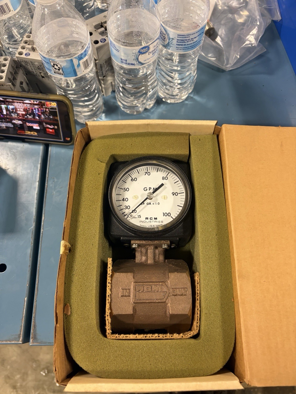NEW RCM Industries 2-71-R-100-F Flow Meter