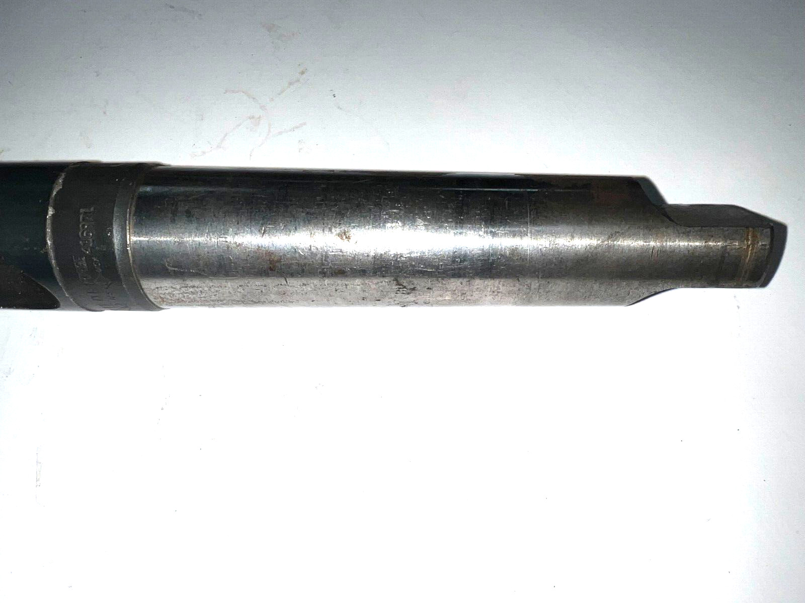 CLEVELAND MORSE TAPER SHANK DRILL BIT MT4 1-11/32″ CUT 8-1/4″ LOC 13-3/4″ OAL