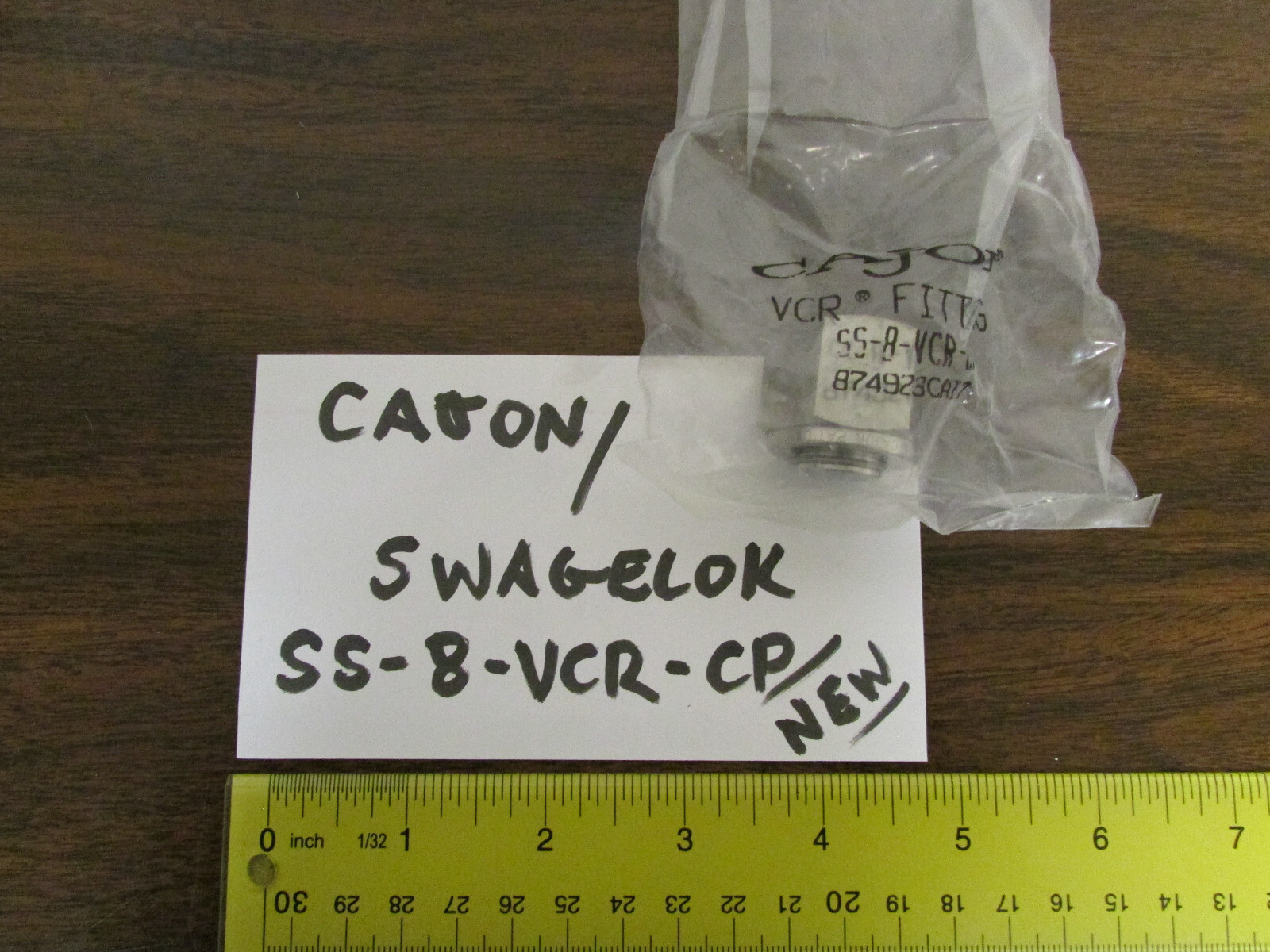 Cajon / Swagelok SS-8-VCR-CP 316 SS VCR Face Seal Fitting New in Sealed Bag