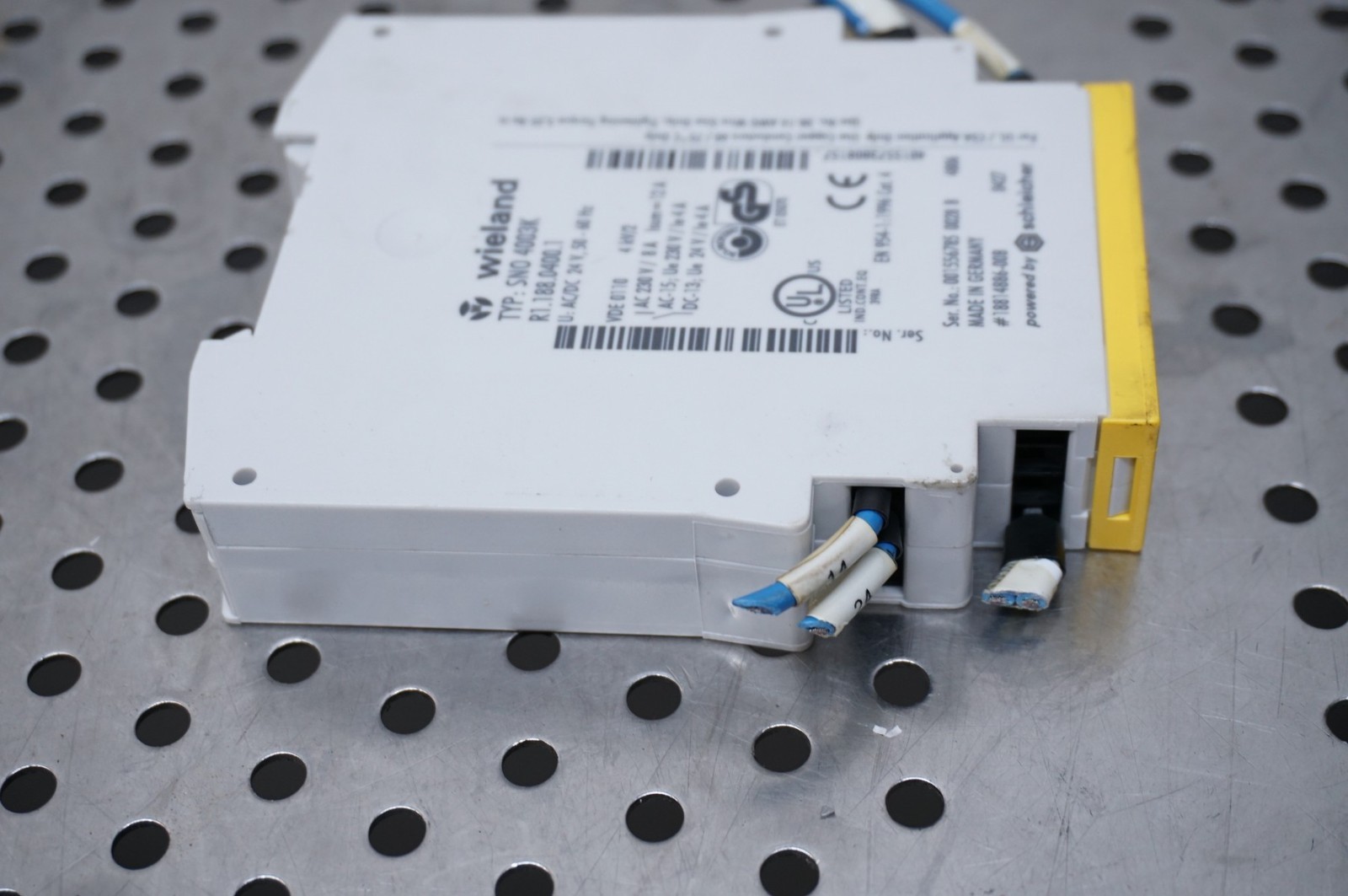 (Qty 2) Wieland Schleicher SNO 4003K safety relay R1.188.0400.1