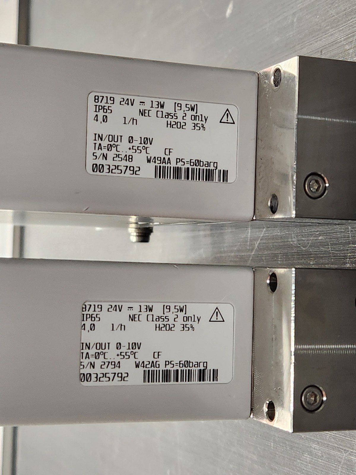 Burkert Liquid Flow Controller 8719 4.0 1/h 24V 13W (9.5W) H202 35% (#K-33)