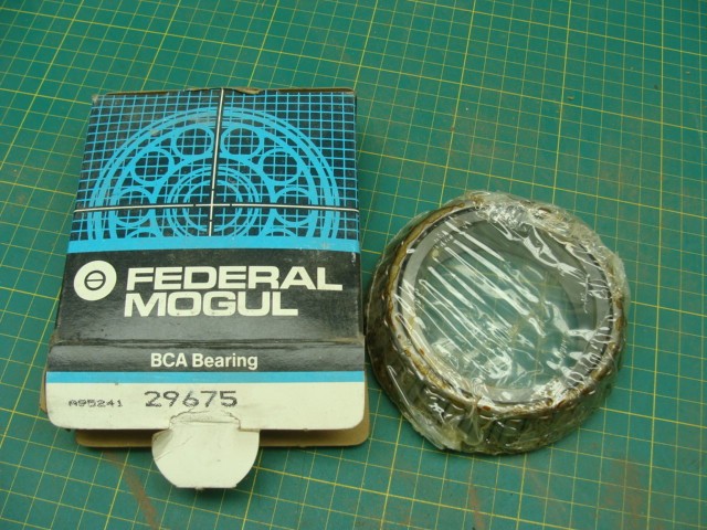 LOT OF 2 GENUINE FEDERAL MOGUL – BOWER BCA TAPERED ROLLER BEARINGS 29675
