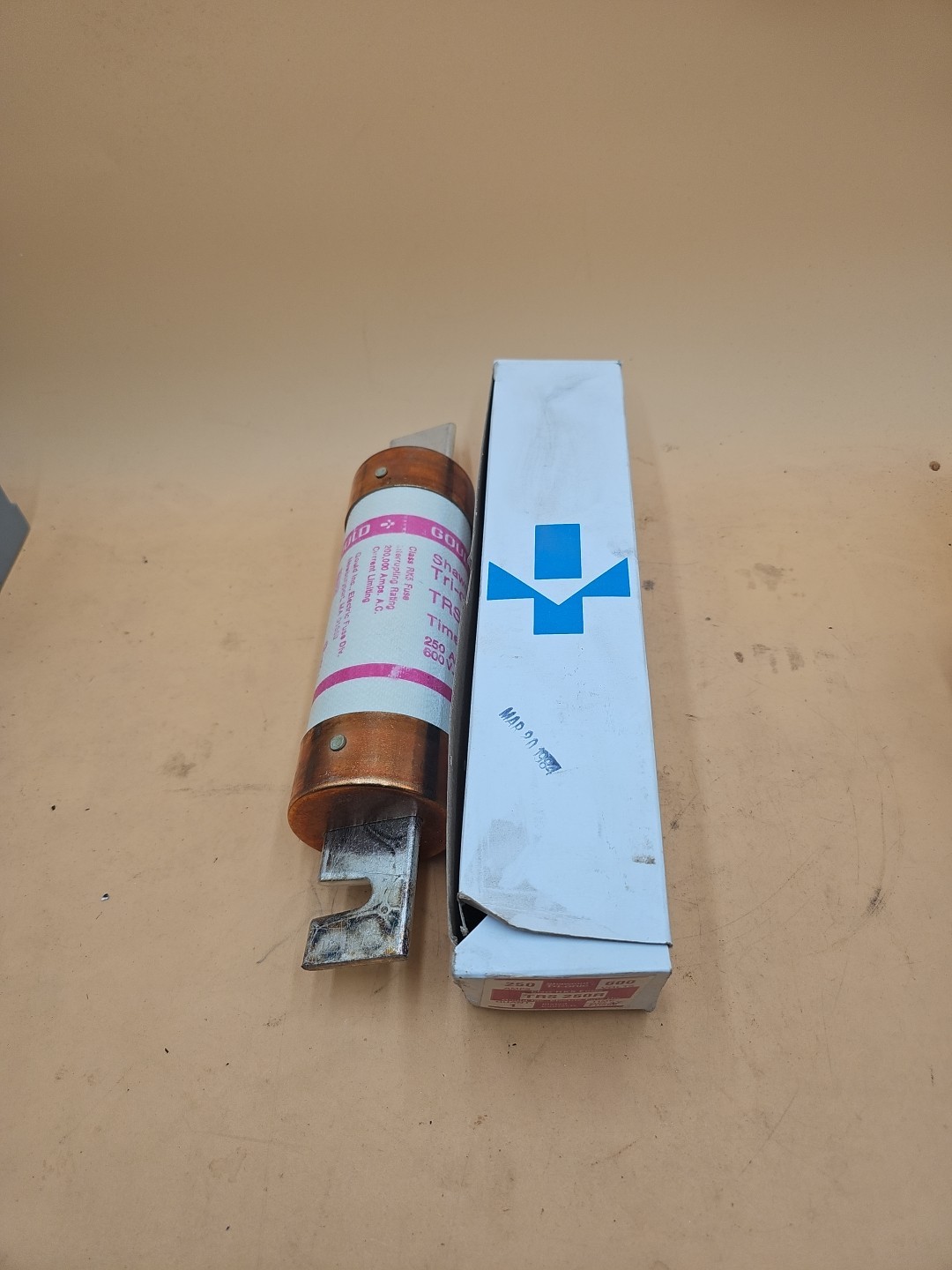 Gould Shawmut Tri-Onic TRS-250R 250 Amp Time Delay Fuse