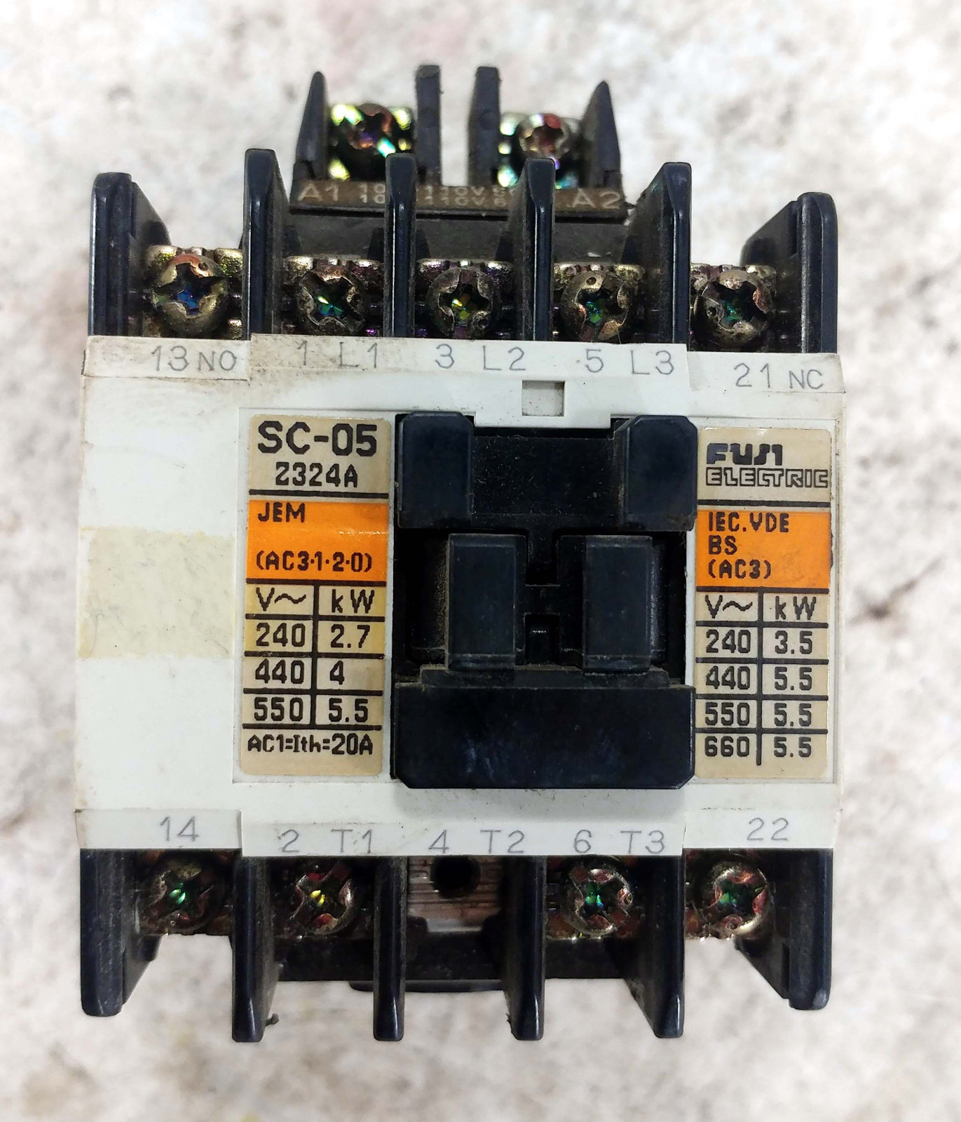 1 USED FUJI SC-05 Z324A CONTACTOR 20A***MAKE OFFER***