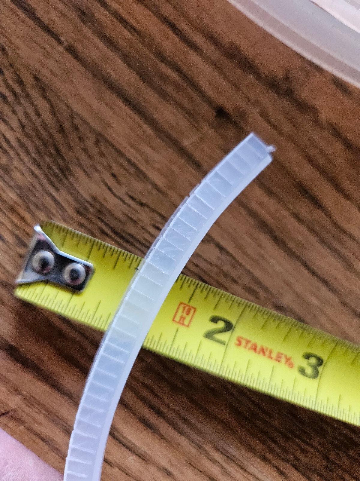 McMaster Carr Lip Seal RPK-GR250-20107 Grommet Strip Plastic 45 Ft New Open Box