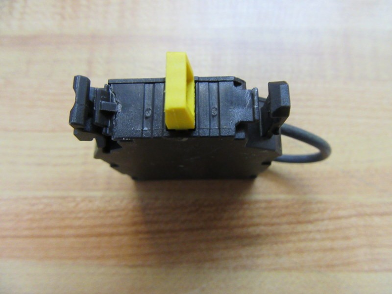 Siemens 3SU1400-1AA10-3HA0 Contact Module