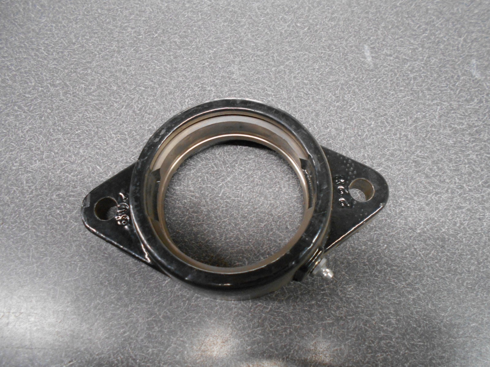 Burns/Tisco 85mm 2-Bolt Greasable Bearing Flange. T85-R. NEW!
