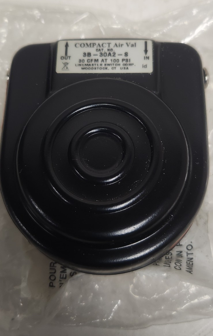 LINEMASTER PNEUMATIC SWITCH 3B-30A2-S (NEW)