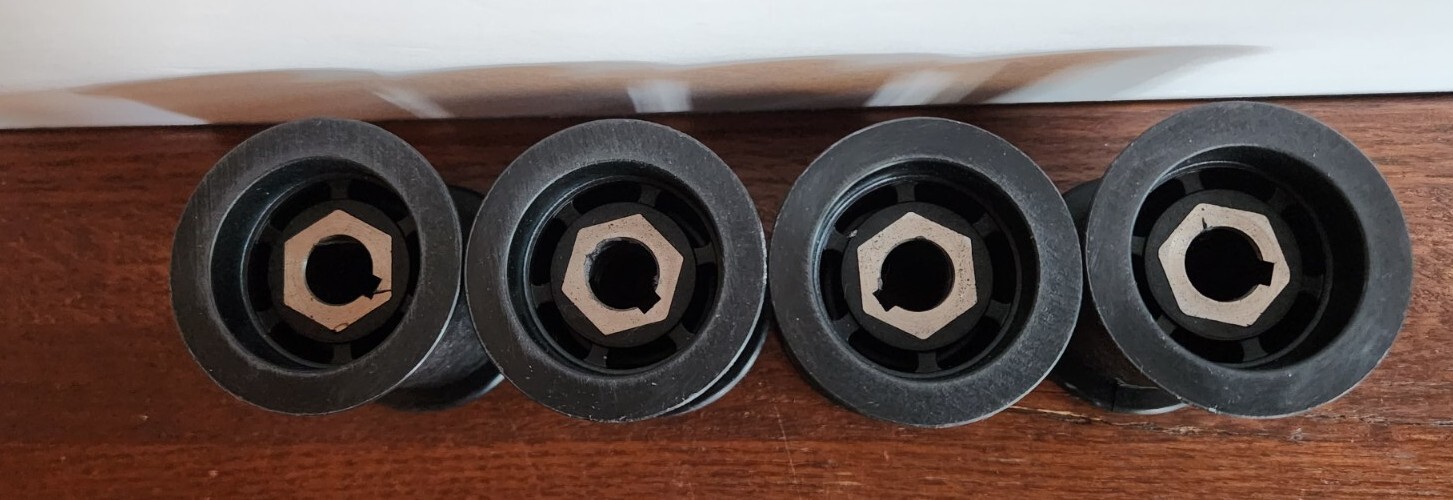 4 Piece Drive Flanged Rollers 2-3/8” X 2″ 3020-02-000-3183 NEW