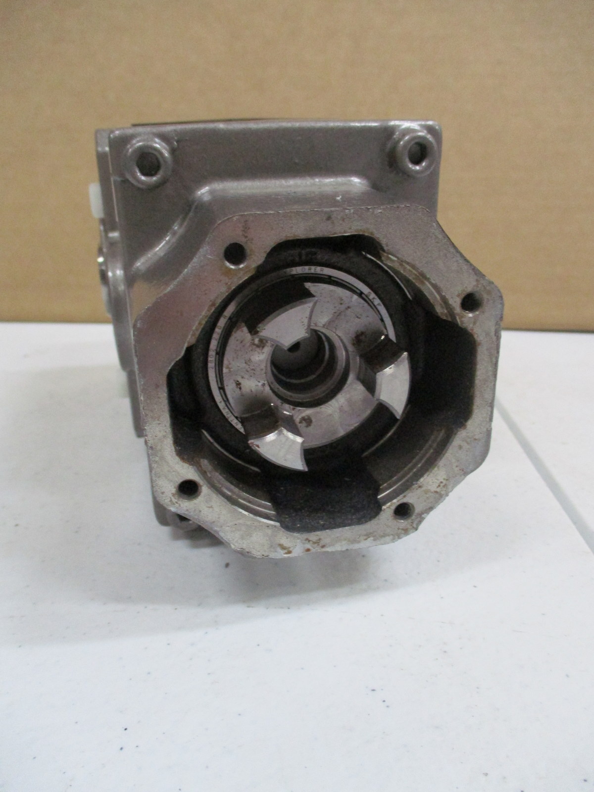 Stober KL202AG0160MQ Right Angle Gearbox 16:1 Mounted