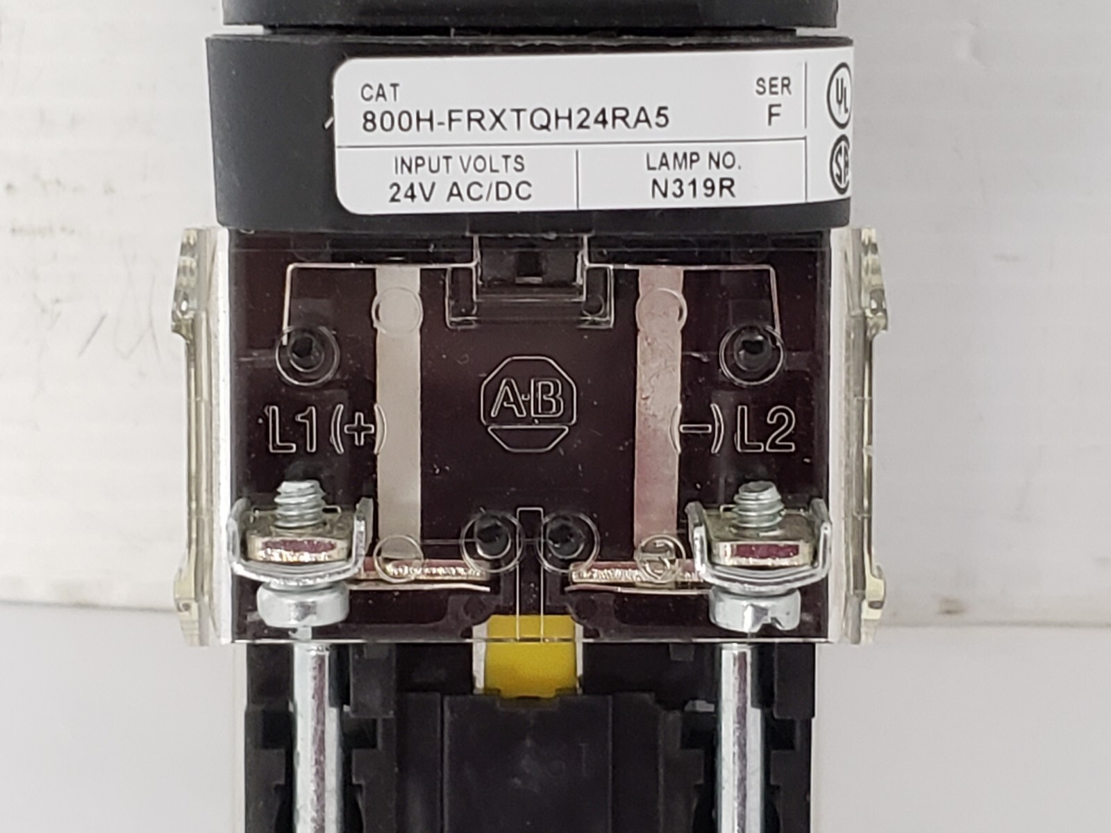 ALLEN BRADLEY 800H-FRXTQH24RA5 PUSHBUTTON 2 POS TWIST-RELEASE ILLUM SER F NIB